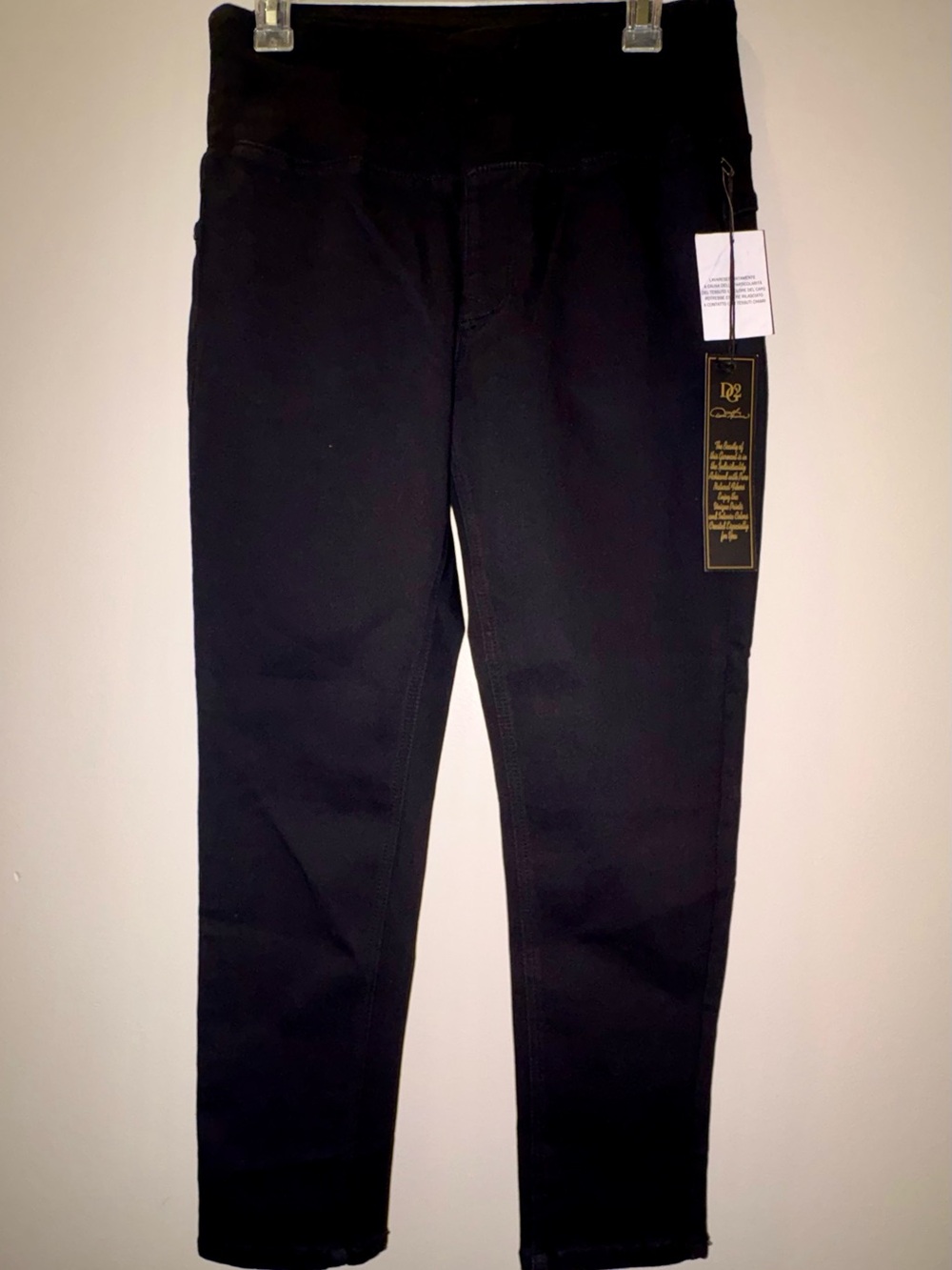 DG2 by Diane Gilman Black Suddenly Slim Skinny Leggings